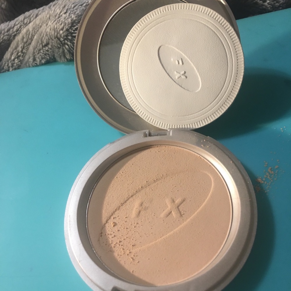 Brand new powder fx. Foundation.